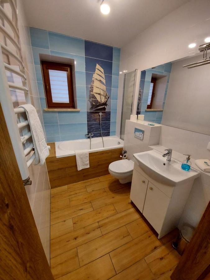 Apartamenty Kapitanskie อิวาวา ภายนอก รูปภาพ