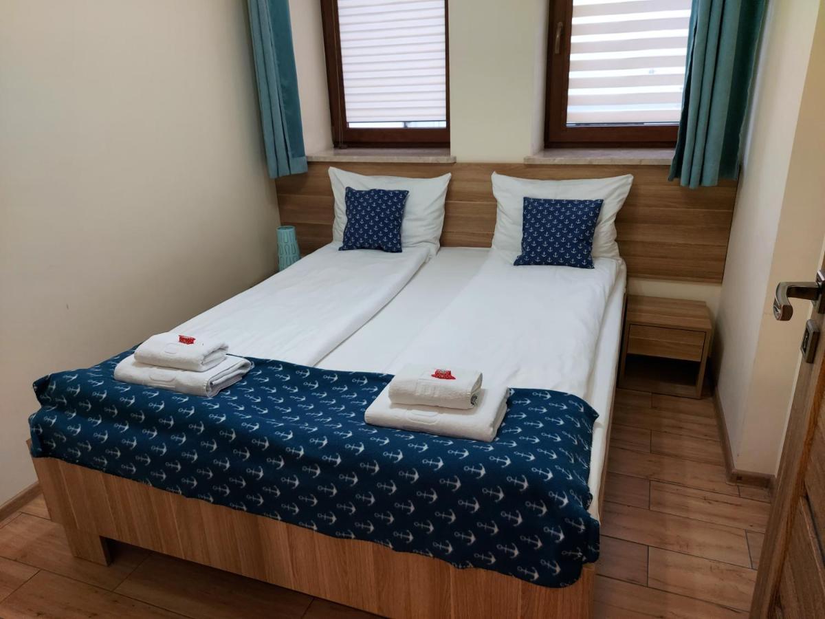 Apartamenty Kapitanskie อิวาวา ภายนอก รูปภาพ