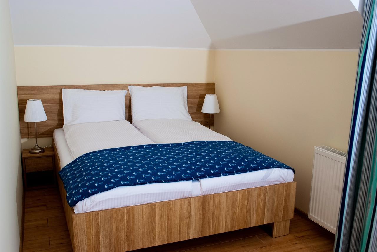 Apartamenty Kapitanskie อิวาวา ภายนอก รูปภาพ