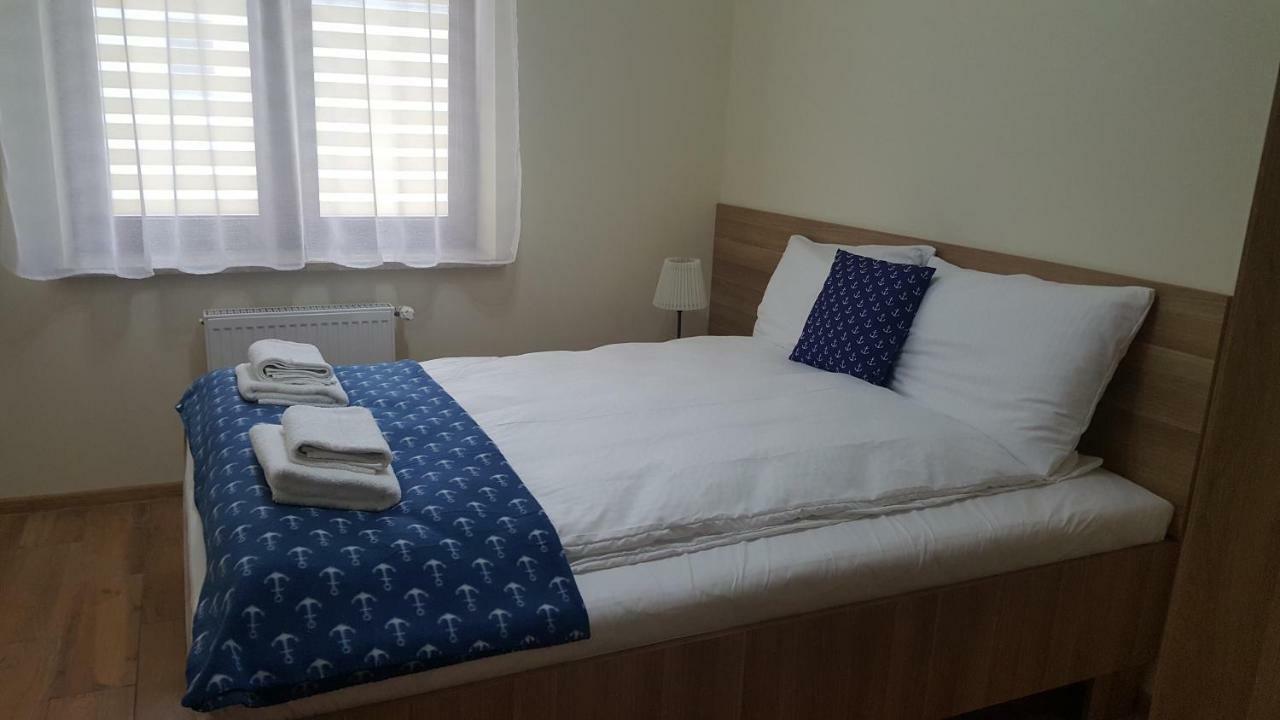 Apartamenty Kapitanskie อิวาวา ภายนอก รูปภาพ