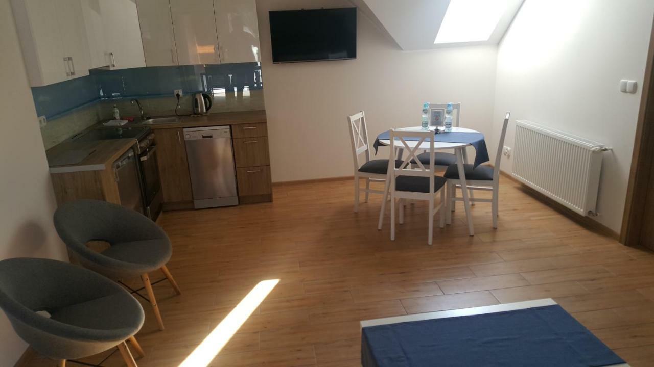 Apartamenty Kapitanskie อิวาวา ภายนอก รูปภาพ